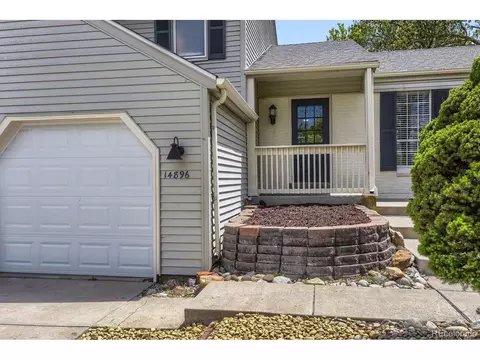 Exterior - 14896 E Caspian Pl, Aurora, CO 80014 photo 2 of 5