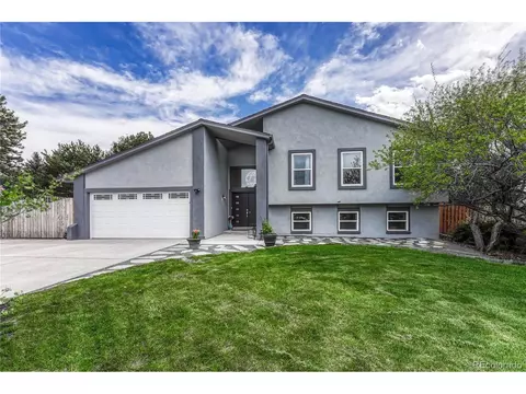 325 Wuthering Heights Dr, Colorado Springs, CO 80921