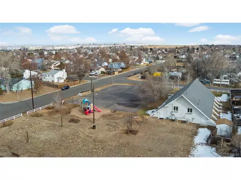 1695 Ceylon St, Aurora, CO 80011 photo 3