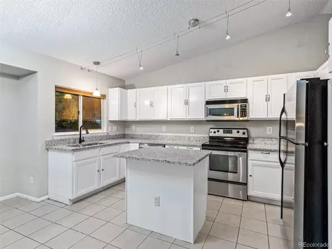 17960 E Brown Pl, Aurora, CO 80013 photo 9