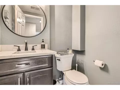 8064 E Amherst Ave, Denver, CO 80231 photo 13