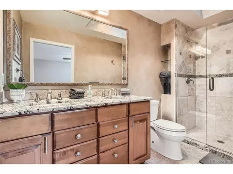 8064 E Amherst Ave, Denver, CO 80231 photo 17