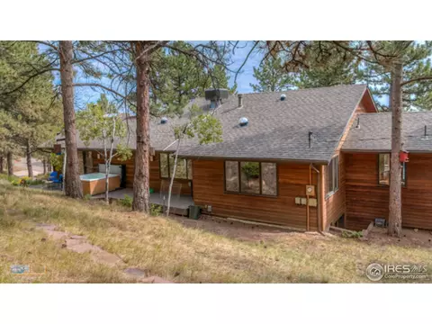 61 Pine Tree Ln, Boulder, CO 80304 photo 11