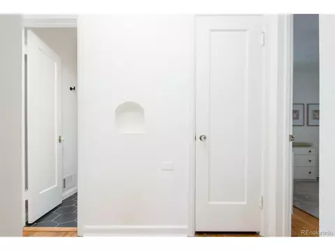 960 Grape St, Denver, CO 80220 photo 17