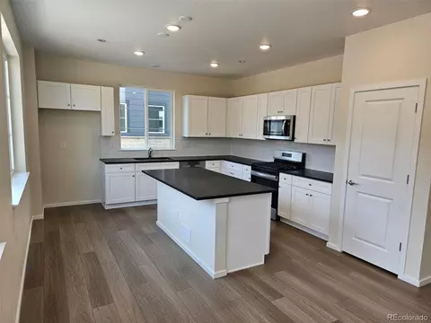 23900 E 41st Ave, Aurora, CO 80019 photo 3
