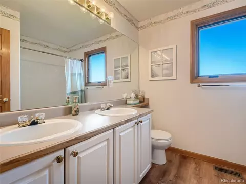 18972 E Low Dr, Aurora, CO 80015 photo 21