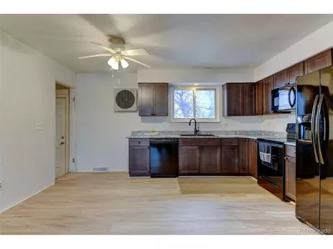 1560 E 98th Ave, Thornton, CO 80229 photo 8