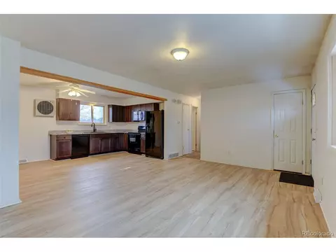 1560 E 98th Ave, Thornton, CO 80229 photo 4