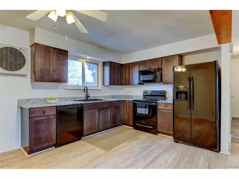 1560 E 98th Ave, Thornton, CO 80229 photo 9
