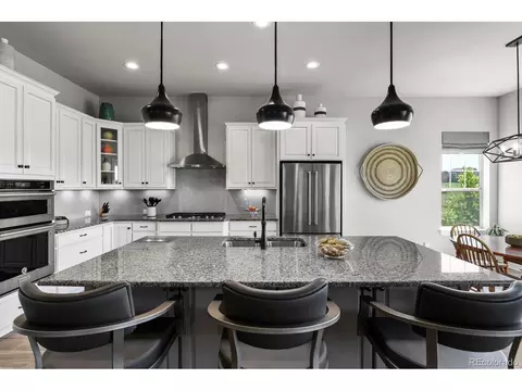 22694 E Henderson Dr, Aurora, CO 80016 photo 18