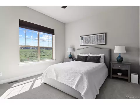 22694 E Henderson Dr, Aurora, CO 80016 photo 9