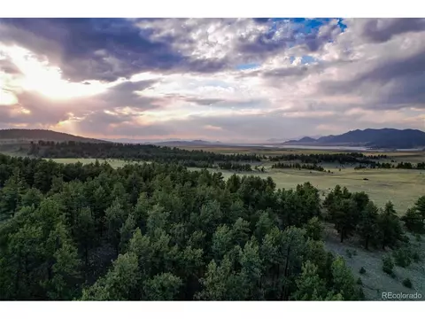 5681 Cr-59, Florissant, CO 80816
