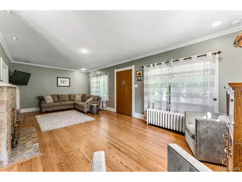 2549 Eudora St, Denver, CO 80207 photo 4