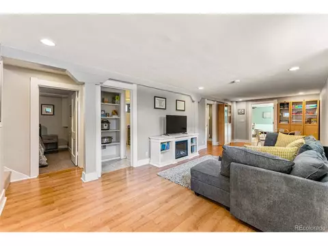 2549 Eudora St, Denver, CO 80207 photo 19