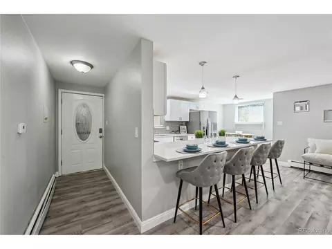 1390 Everett Ct #105, Lakewood, CO 80215