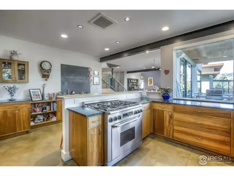 2045 Balsam Dr, Boulder, CO 80304 photo 10