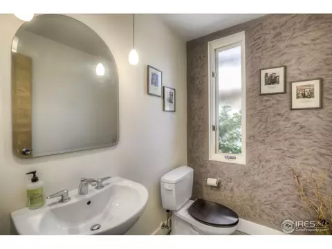 2045 Balsam Dr, Boulder, CO 80304 photo 24