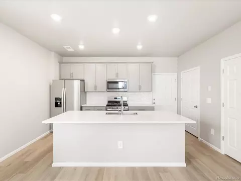 764 N Tempe St, Aurora, CO 80018