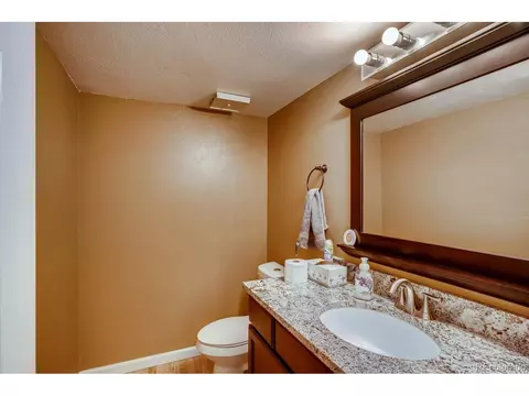 16045 E Lehigh Cir, Aurora, CO 80013 photo 9