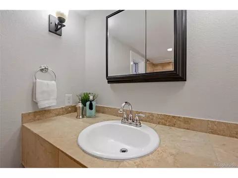 2829 Ash St, Denver, CO 80207 photo 29