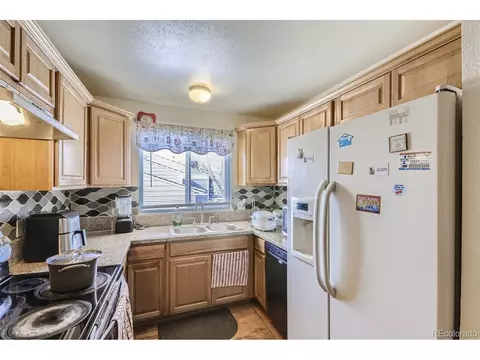 19199 E 21st Cir, Aurora, CO 80011 photo 8