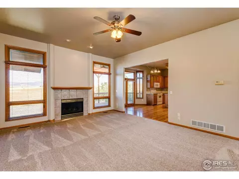 903 Longview Ave, Berthoud, CO 80513 photo 5
