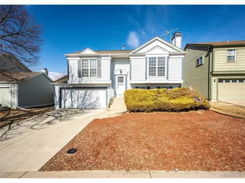 19661 E Bethany Dr, Aurora, CO 80013 photo 1