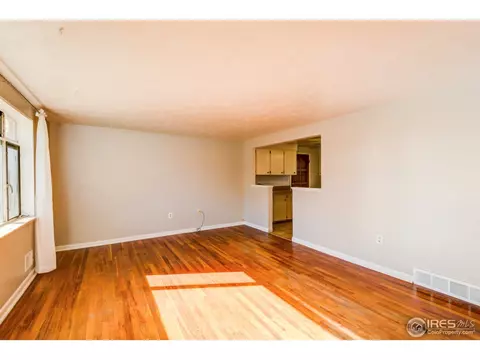 5119 Independence St, Arvada, CO 80002 photo 4