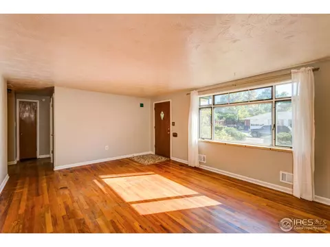5119 Independence St, Arvada, CO 80002 photo 2