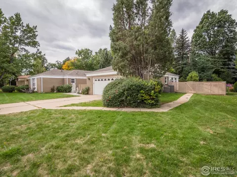 385 Mohawk Dr, Boulder, CO 80303 photo 2