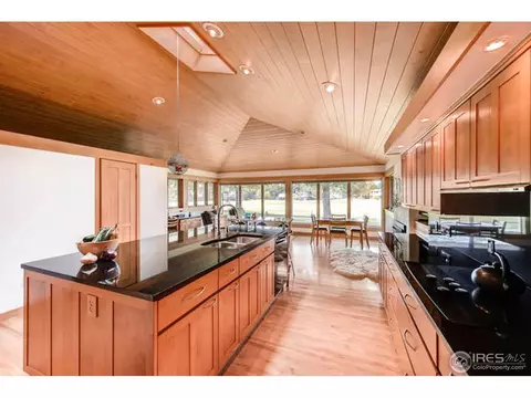 7055 Rustic Trl, Boulder, CO 80301 photo 3