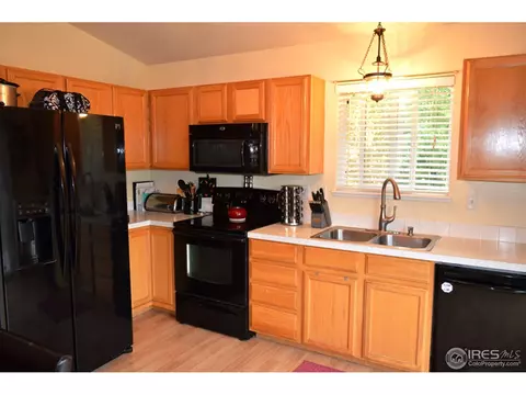 3112 Holiday Ct, Evans, CO 80620 photo 9