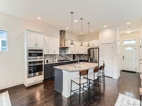 10479 E 25th Dr, Aurora, CO 80010 photo 6