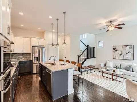 10479 E 25th Dr, Aurora, CO 80010 photo 5