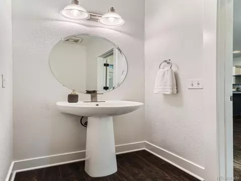 10479 E 25th Dr, Aurora, CO 80010 photo 13