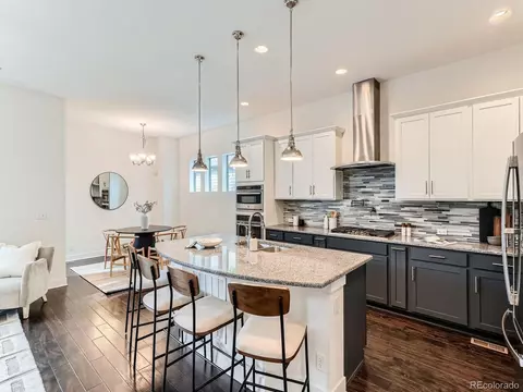 10479 E 25th Dr, Aurora, CO 80010 photo 4