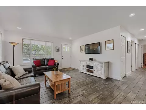 Living - 1495 Chestnut Pl, Boulder, CO 80304 photo 4 of 4