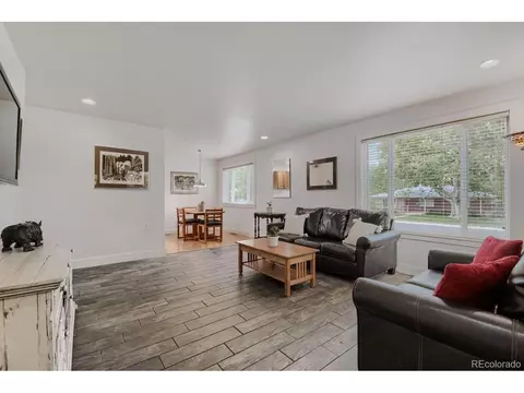 Living - 1495 Chestnut Pl, Boulder, CO 80304 photo 3 of 4
