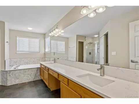 Bath - 20431 E Union Cir, Aurora, CO 80015 photo 2 of 5