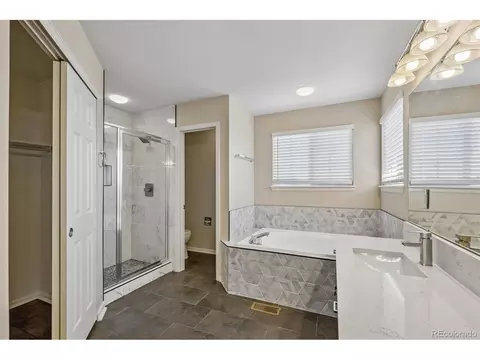 Bath - 20431 E Union Cir, Aurora, CO 80015 photo 3 of 5