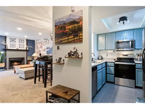 7230 Devinney Ct #B, Arvada, CO 80005 photo 3