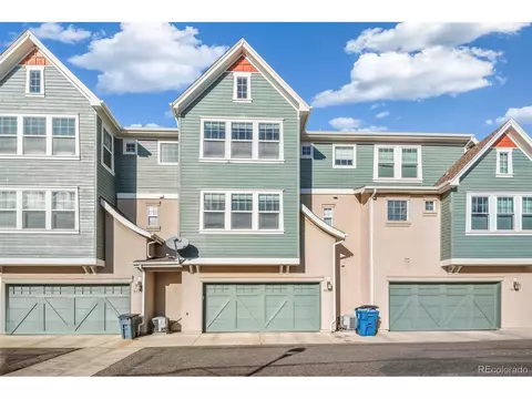9763 W Hinsdale Ln, Littleton, CO 80128