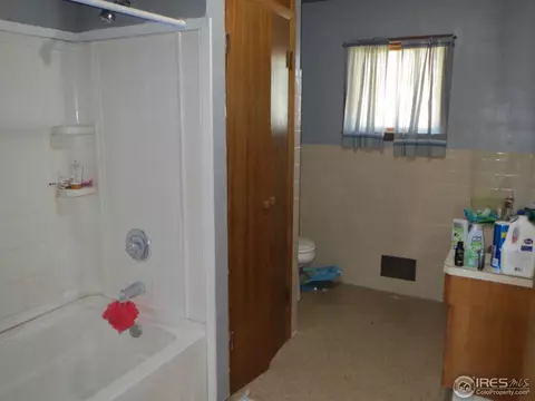 975 E 2nd St, Akron, CO 80720 photo 6