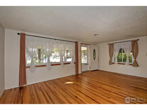 705 Franklin Ave, Berthoud, CO 80513 photo 3