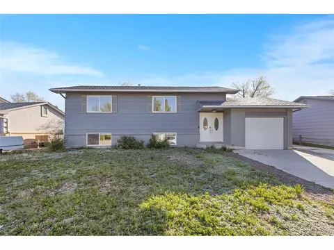 7356 Colonial Dr, Fountain, CO 80817