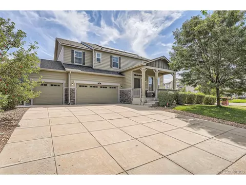 150 N Newbern Way, Aurora, CO 80018