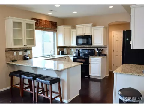 19209 E 47th Dr, Denver, CO 80249 photo 4