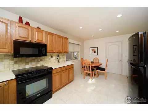 545 Ithaca Dr, Boulder, CO 80305 photo 8