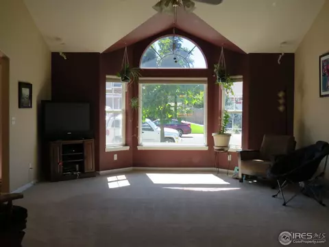 5887 Merganser Ct, Frederick, CO 80504 photo 2