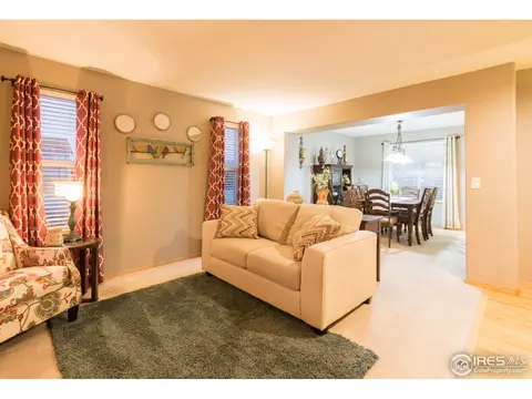 10372 Foxfire St, Firestone, CO 80504 photo 2